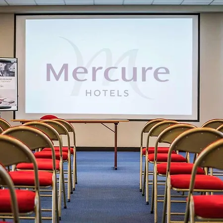 Mercure La Corderie Royale 4*