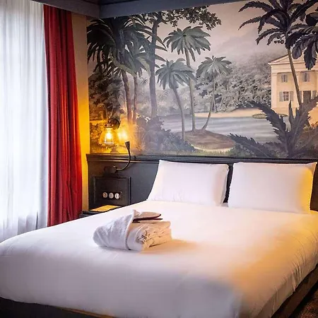 Mercure La Corderie Royale 酒店 4*