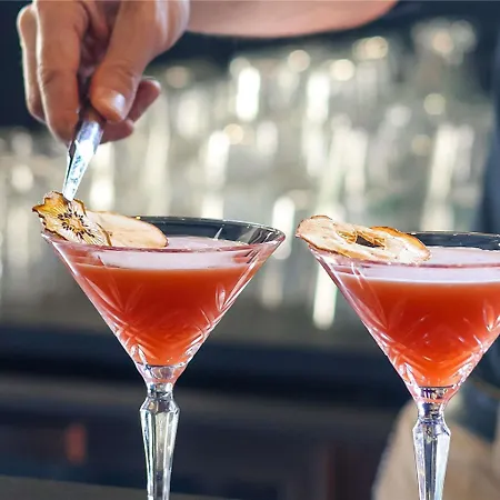 Mercure La Corderie Royale 4*