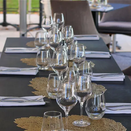 Hotell Mercure La Corderie Royale