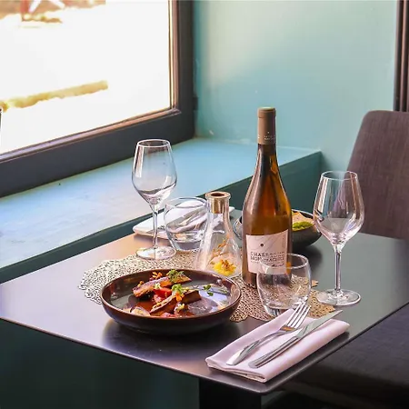 Mercure La Corderie Royale 4*