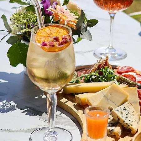 Mercure La Corderie Royale מלון רושפור