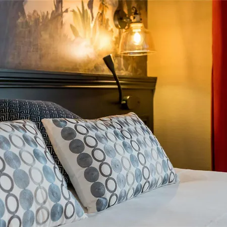 Hotell Mercure La Corderie Royale 4*