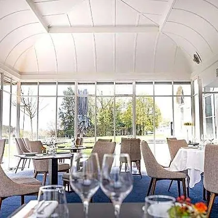 Mercure La Corderie Royale 4*