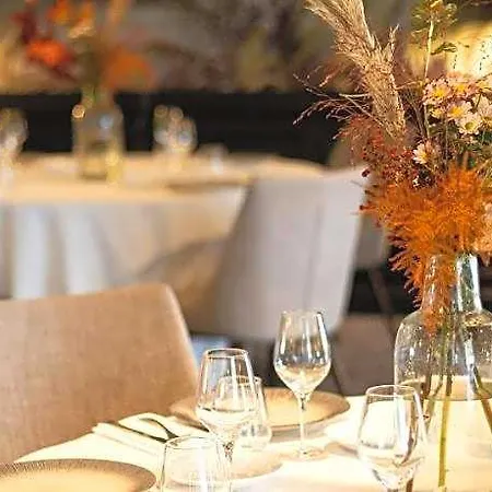 Mercure La Corderie Royale Hotel