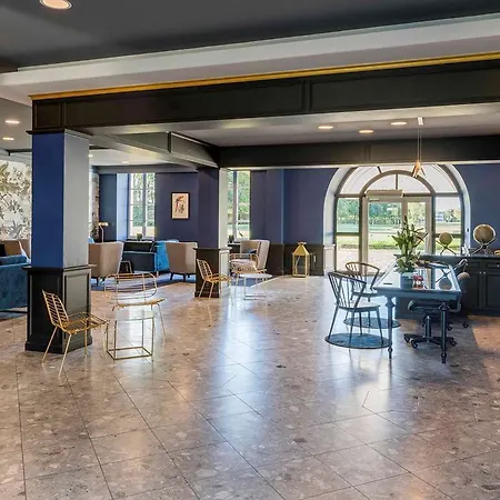 Mercure La Corderie Royale Hotel