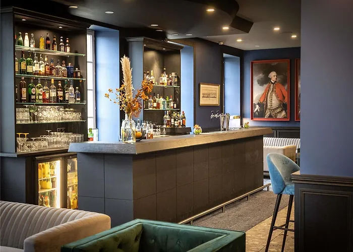 Mercure La Corderie Royale Hotel 4*