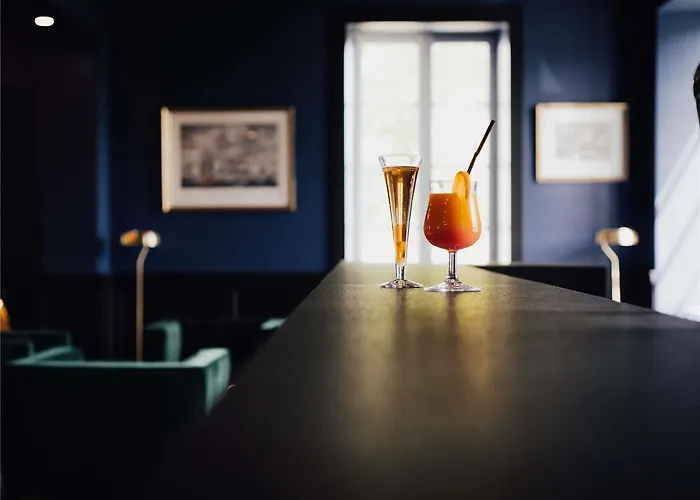 Mercure La Corderie Royale Hotel 4*