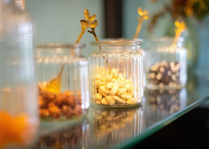 Mercure La Corderie Royale Hotel 4*