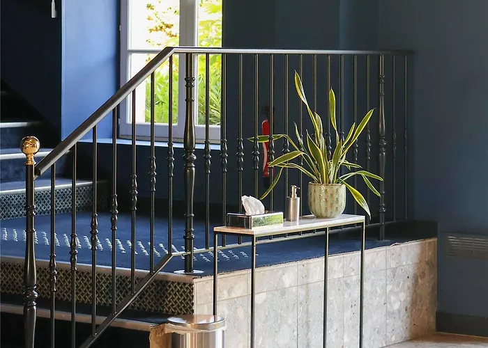 Mercure La Corderie Royale Hotel